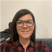 Professeur de sport, Spécialisée dans l’amincissement et le renforcement musculaire pour femme peu importante votre âge ! Je vous ferai un programme sur mesure selon vos besoins et vous suis jusqu’à votre objectif atteint. Je vous aiderai également sur la